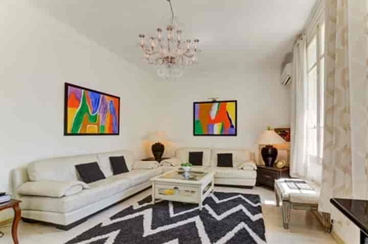 4 bedrooms house for sale in Cannes, France