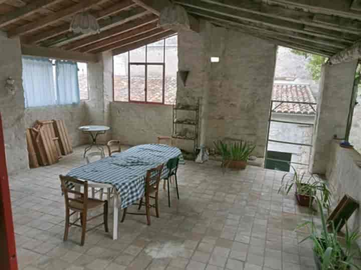 3 bedrooms apartment for sale in Ganges, France