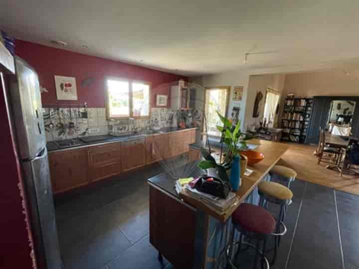 4 bedrooms house for sale in Neffies, France