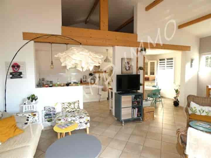 2 bedrooms other for sale in Prunieres, France