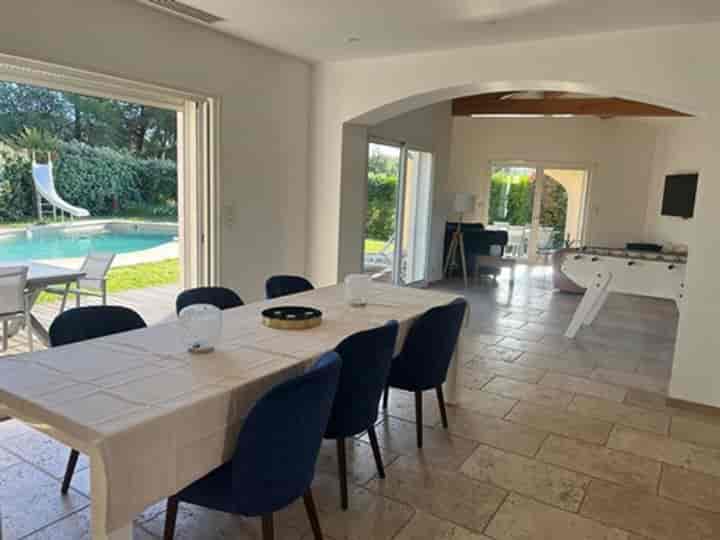 5 bedrooms house for sale in Le Beausset, France