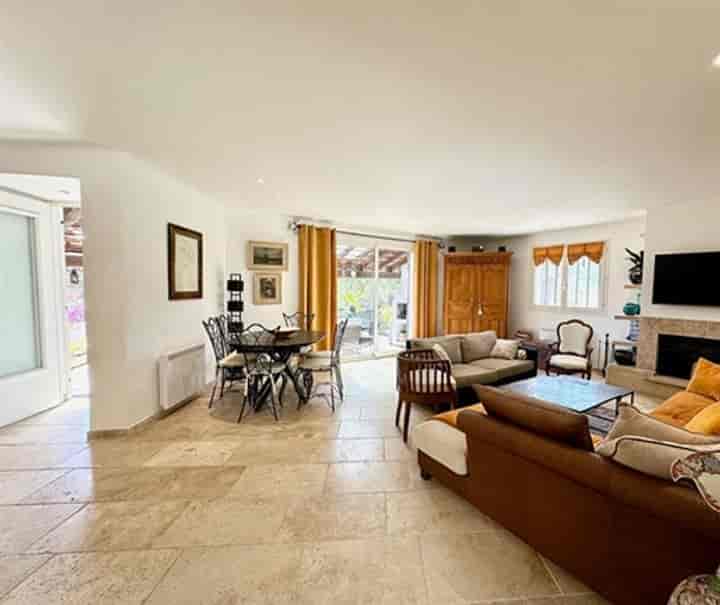 5 bedrooms house for sale in Bandol, France