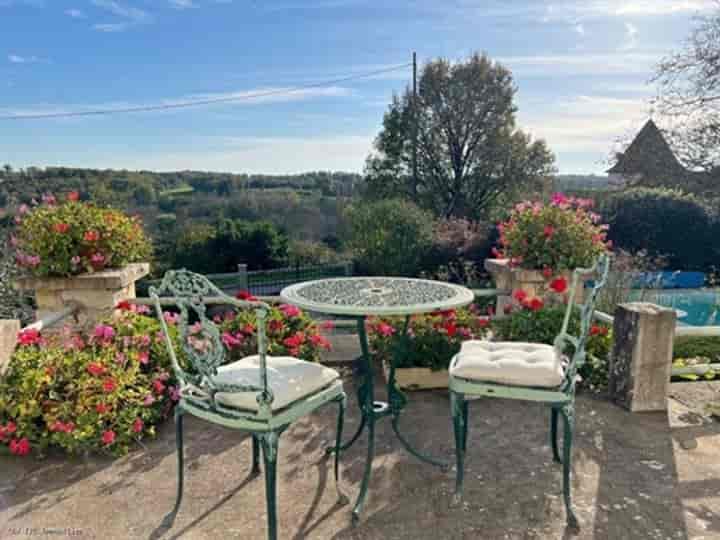 4 bedrooms house for sale in Beaulieu-sur-Sonnette, France