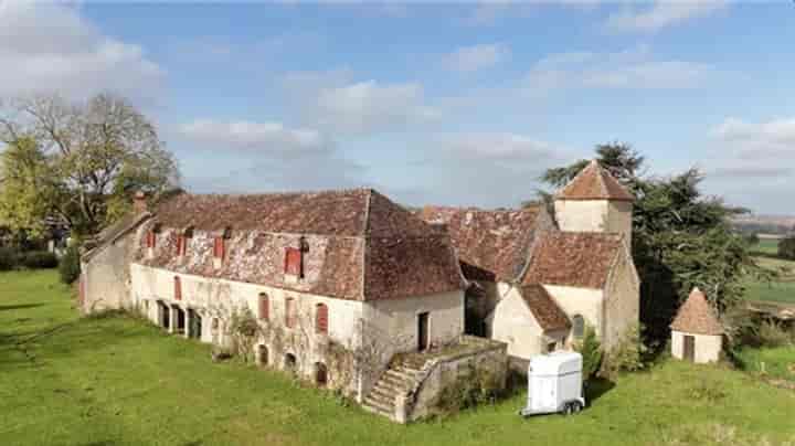 House for sale in Champvert, France