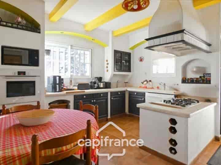 4 bedrooms house for sale in Saint-Genies-de-Comolas, France