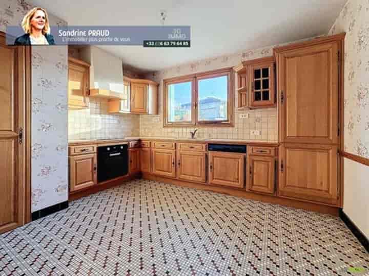 2 bedrooms house for sale in La Roche-Chalais, France