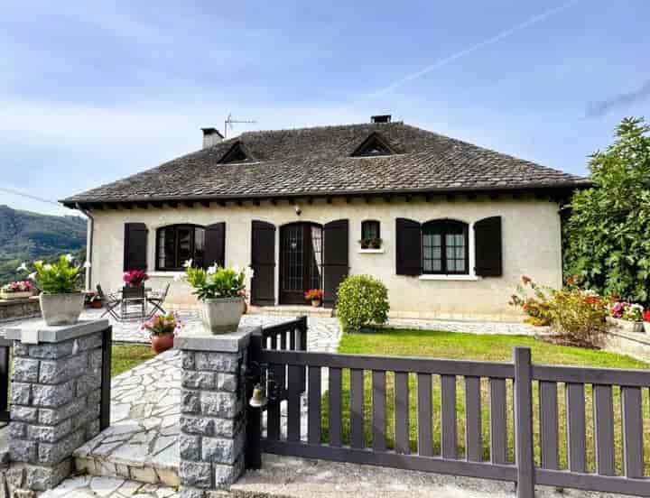 3 bedrooms house for sale in ENTRAYGUES SUR TRUYERE, France