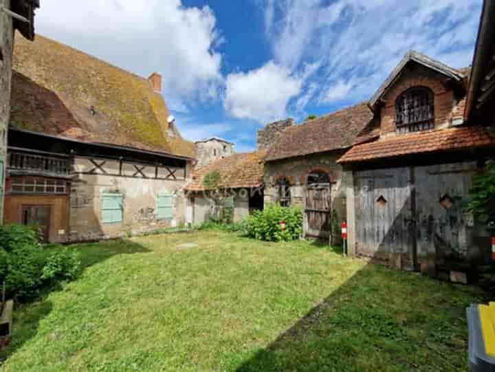 7 bedrooms other for sale in Saint-Pourcain-sur-Sioule, France