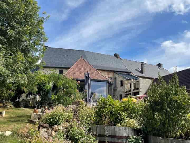 1 bedroom house for sale in LOUIGNAC, France