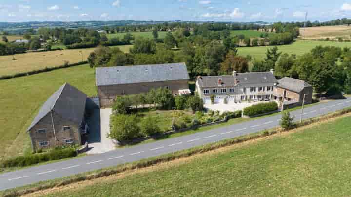 8 bedrooms other for sale in CALMONT, France