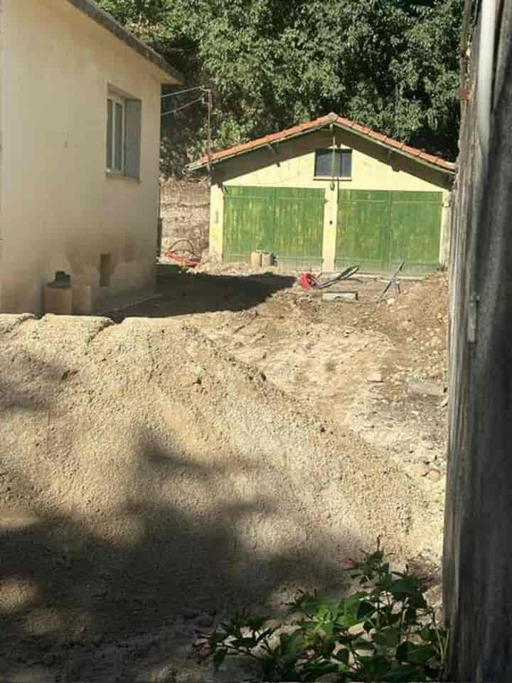 2 bedrooms house for sale in Nice, France