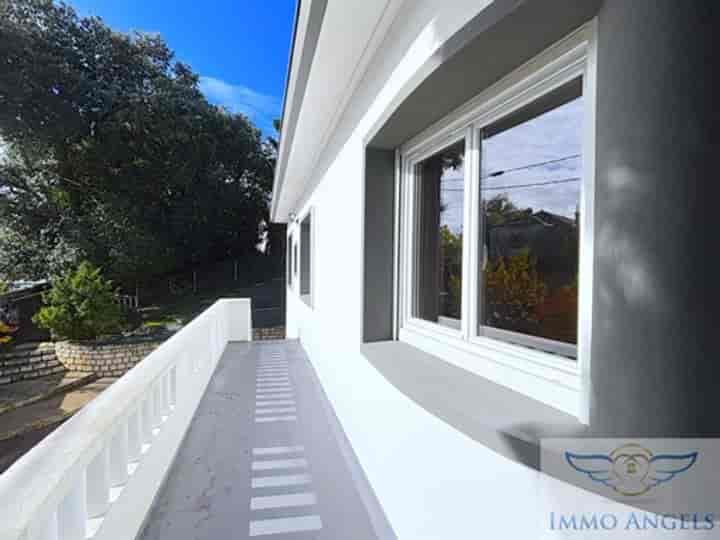 5 bedrooms house for sale in Royan, France