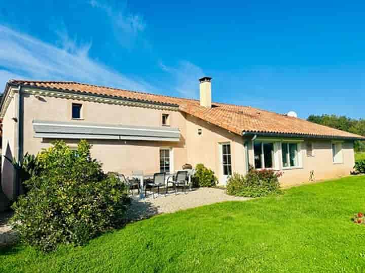 8 bedrooms house for sale in Saint-Sylvestre-sur-Lot, France