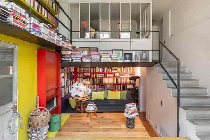 5 bedrooms house for sale in Paris 10eme, France