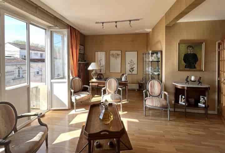 2 bedrooms house for sale in Le Bouscat, France