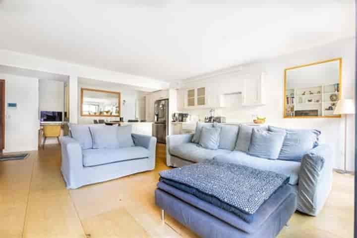 3 bedrooms apartment for sale in Saint-Mande, France