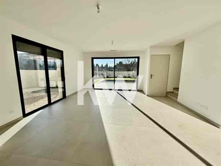 3 bedrooms house for sale in Redessan, France
