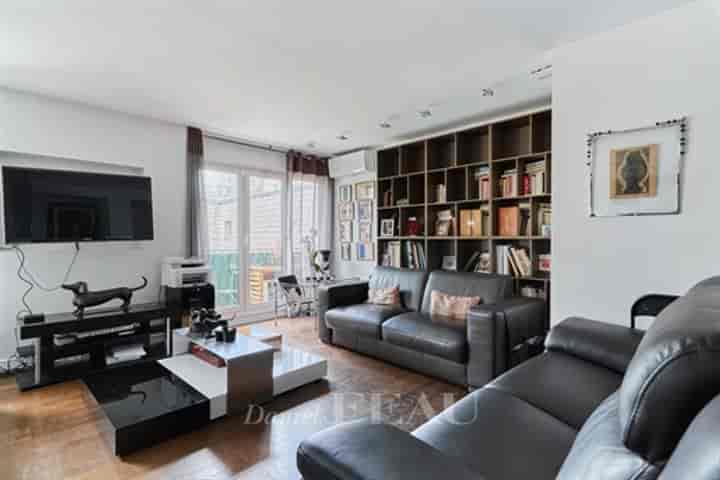 3 bedrooms other for sale in Paris 16eme, France