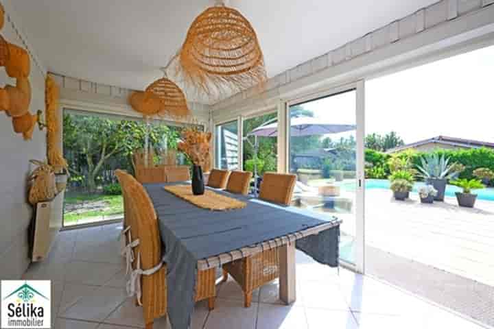 House for sale in La Teste-de-Buch, France