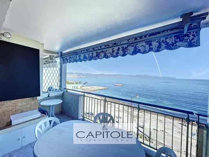 1 bedroom apartment for sale in Antibes, France