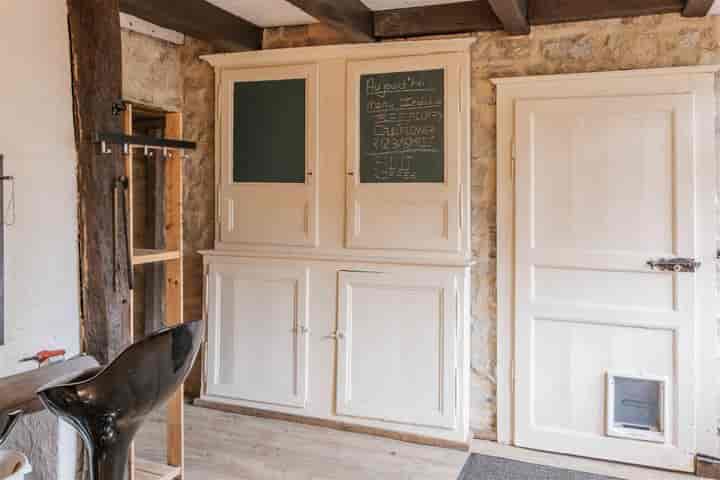 2 bedrooms house for sale in Isches, France