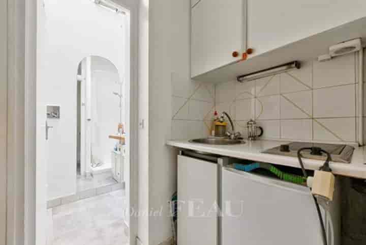 1 bedroom house for sale in Paris 7eme, France