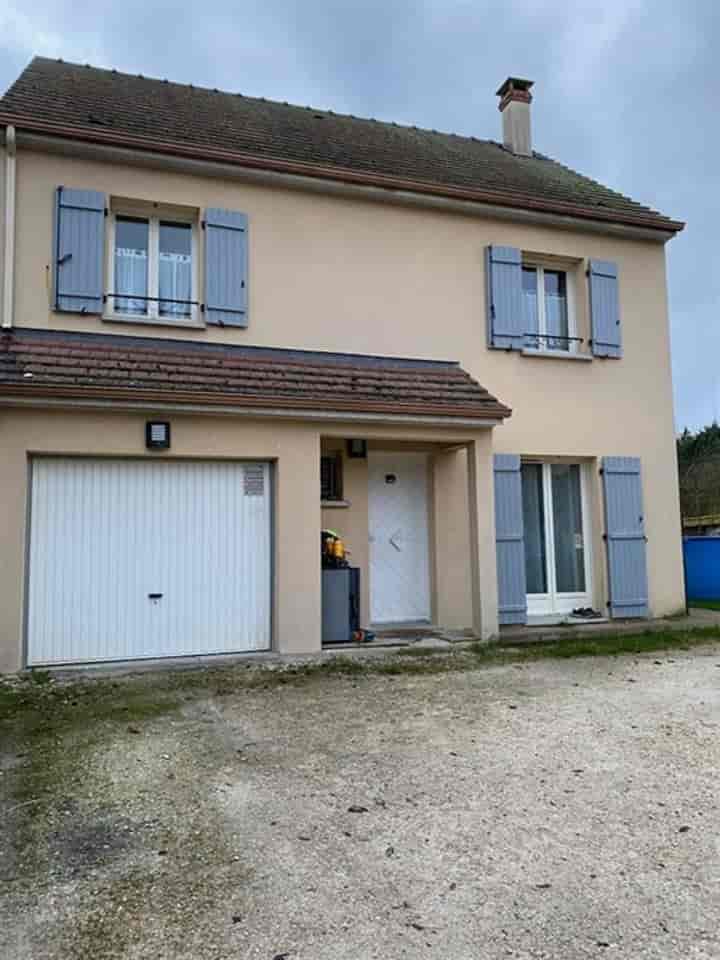 3 bedrooms house for sale in Doue, France