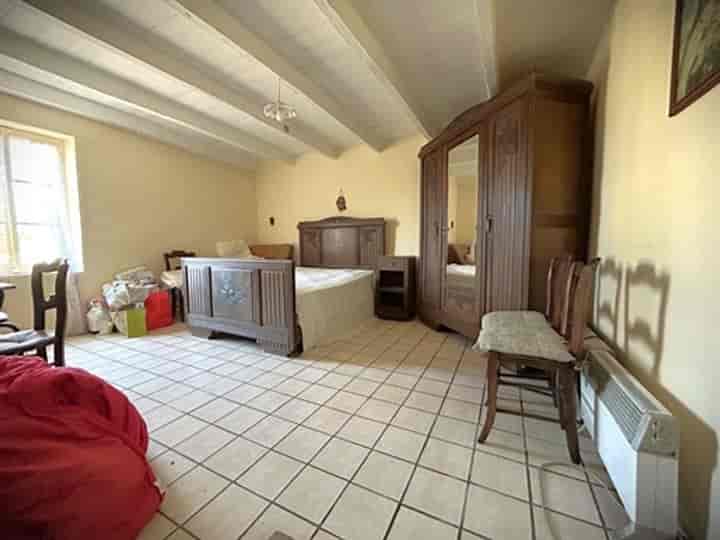 2 bedrooms house for sale in Cauneille, France