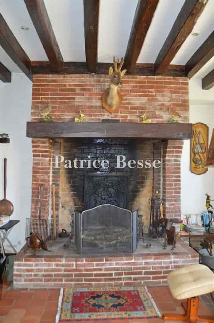 8 bedrooms house for sale in Chambeugle, France