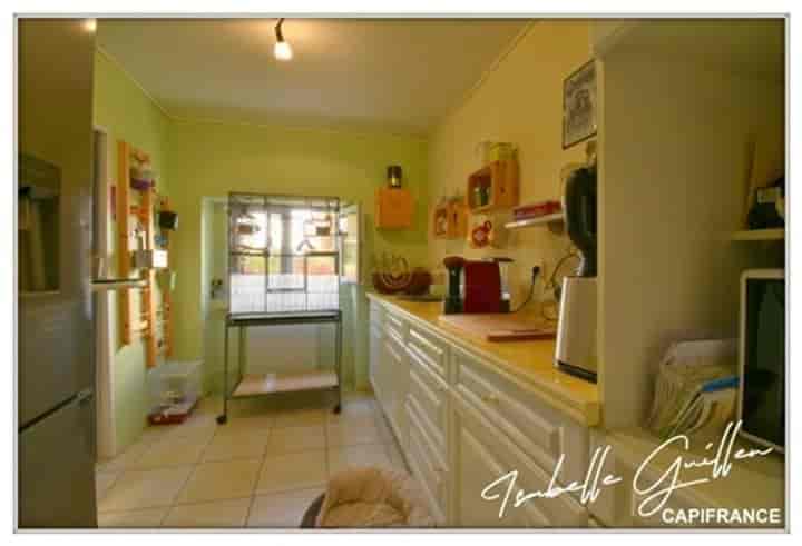 2 bedrooms house for sale in Saint-Maur, France