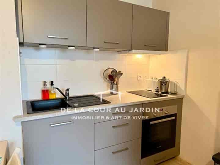 Apartment for sale in Messigny-et-Vantoux, France
