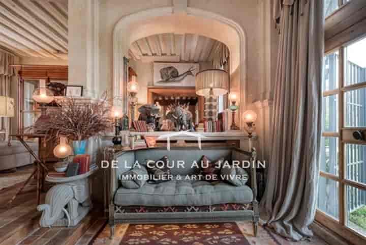 9 bedrooms house for sale in Nogent-le-Roi, France