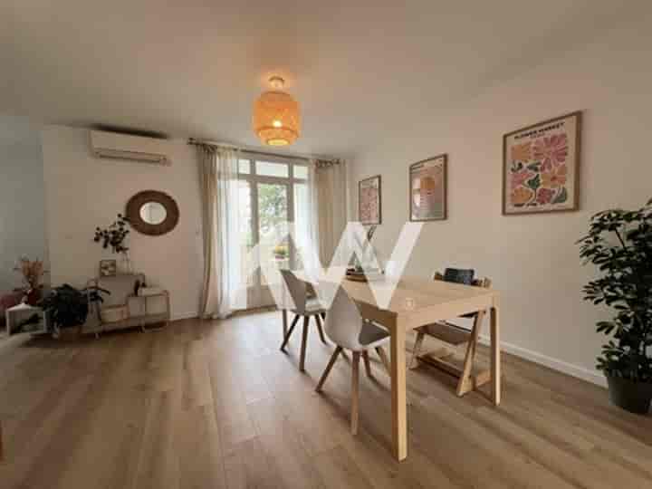 2 bedrooms apartment for sale in Nimes, France