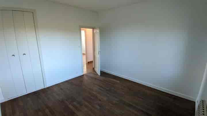 3 bedrooms house for sale in Chazay-dAzergues, France