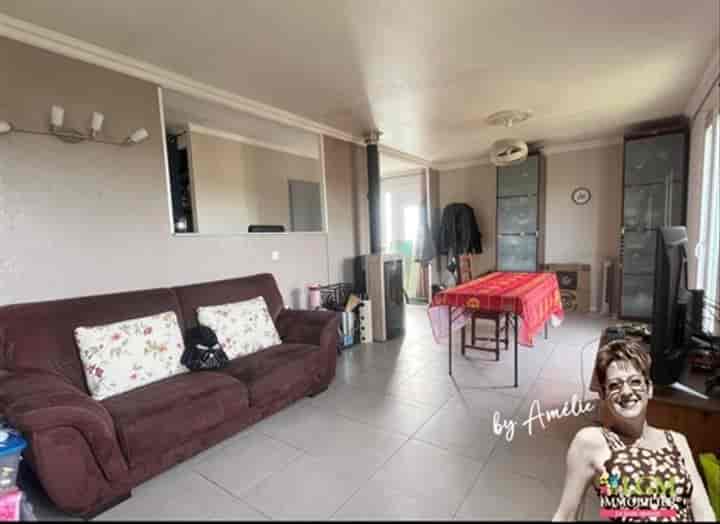 2 bedrooms house for sale in Gandelu, France