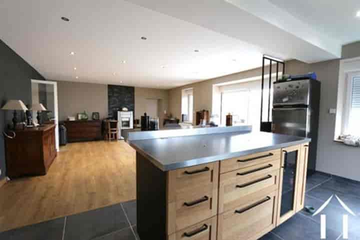 3 bedrooms house for sale in Saisy, France