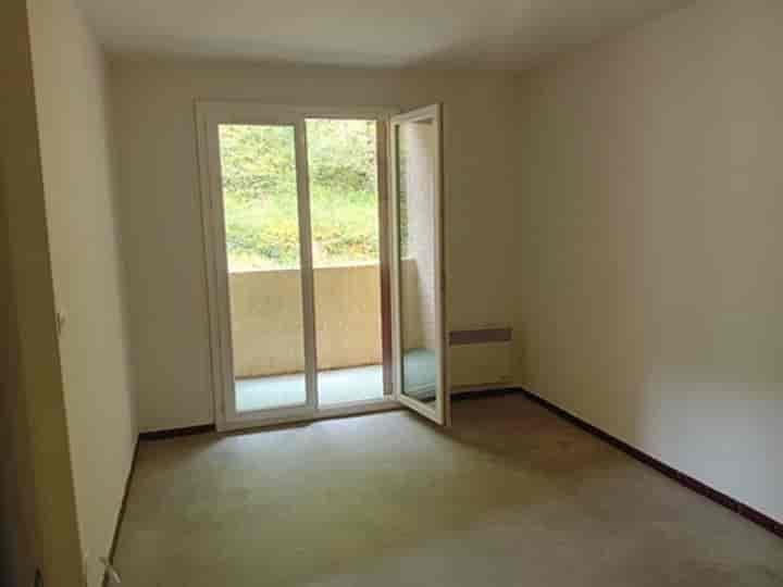 3 bedrooms apartment for sale in Cahors, France