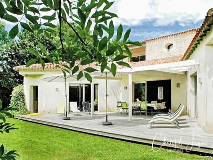 5 bedrooms house for sale in Saint-Georges-du-Bois, France