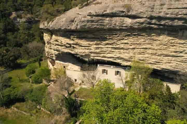 1 bedroom house for sale in fontaine de vaucluse, France