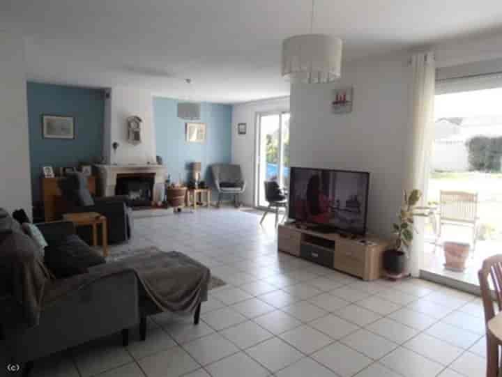 4 bedrooms house for sale in Villefagnan, France