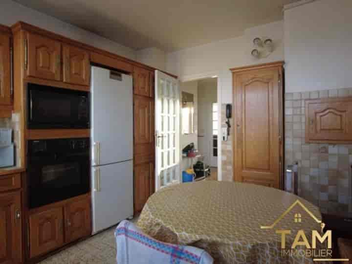 3 bedrooms apartment for sale in Versailles, France