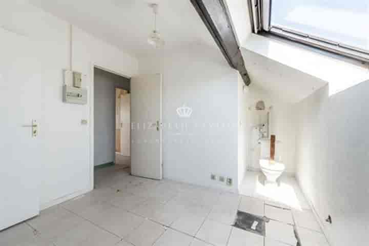 Other for sale in Montesson, France