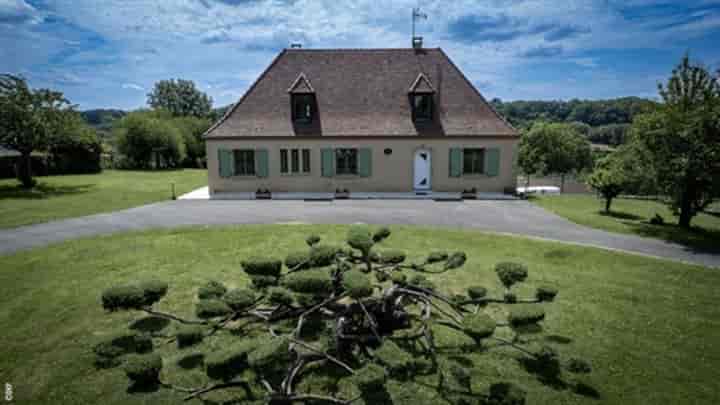 4 bedrooms house for sale in Gourdon, France