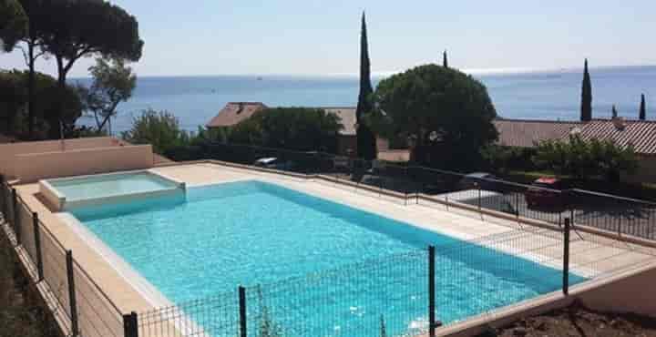 1 bedroom apartment for sale in Sainte-Maxime, France