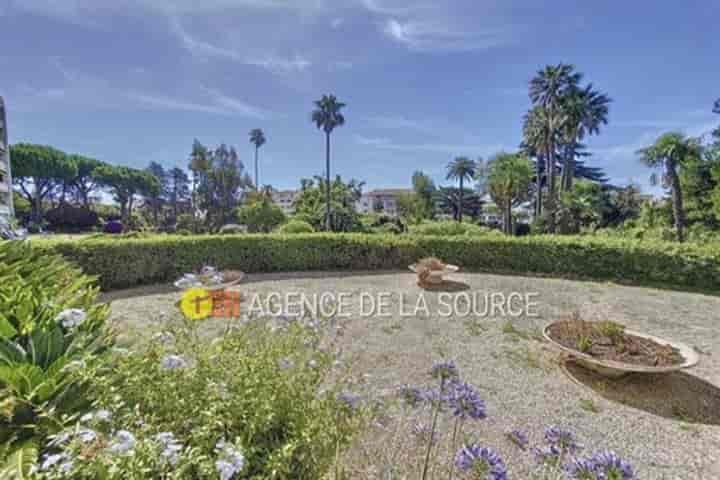 2 bedrooms apartment for sale in Cannes, France