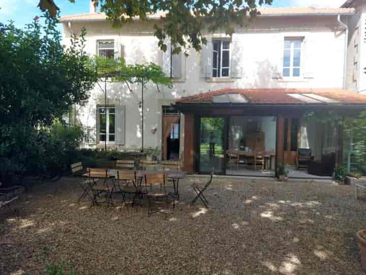 7 bedrooms house for sale in LE THOR, France