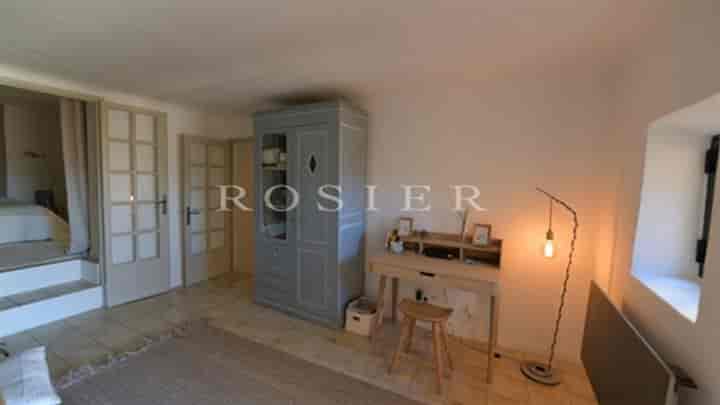2 bedrooms house for sale in Joucas, France