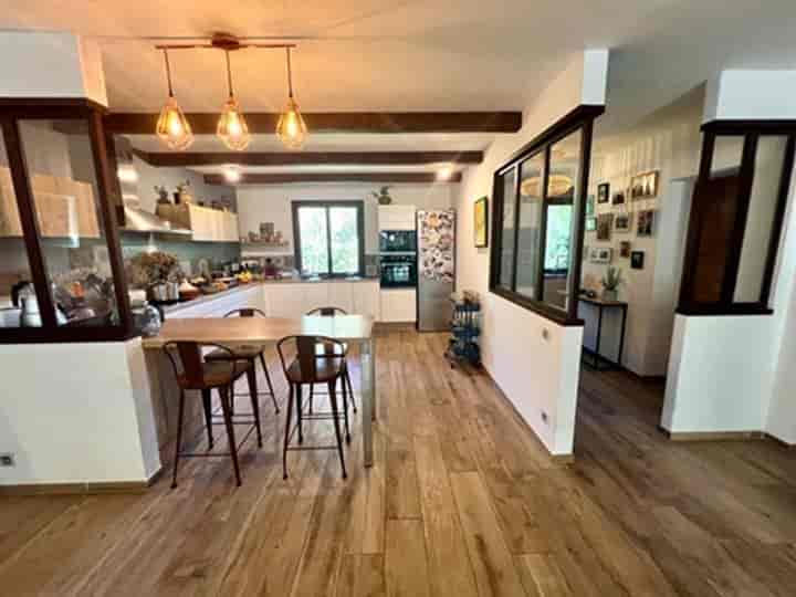 6 bedrooms house for sale in Eyguieres, France