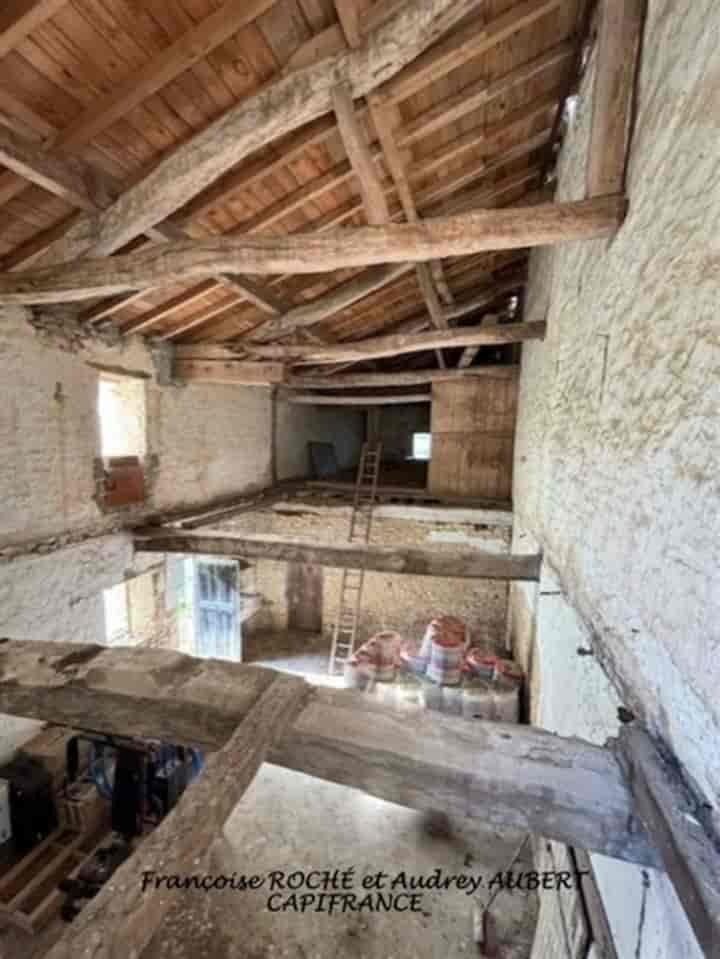 3 bedrooms house for sale in Genouille, France