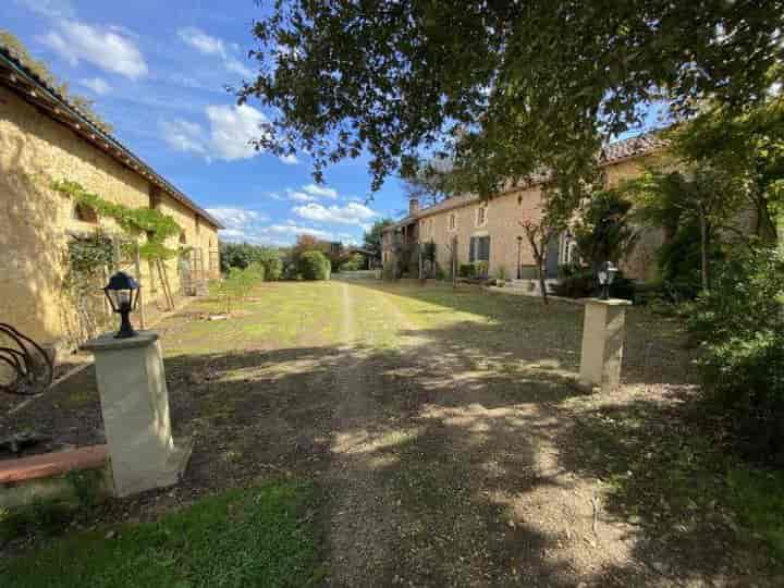 4 bedrooms house for sale in  France